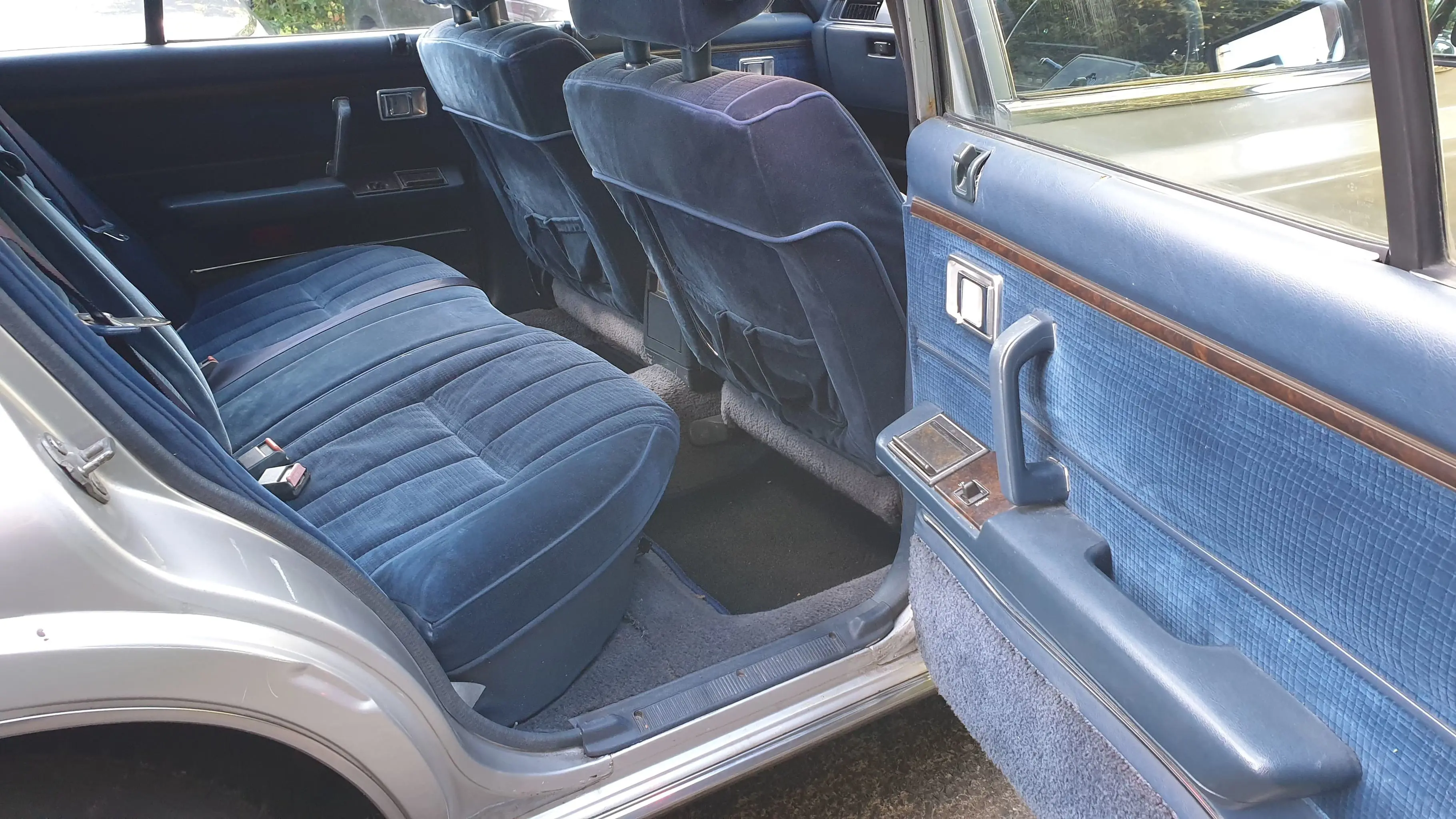 Crown Back Seats