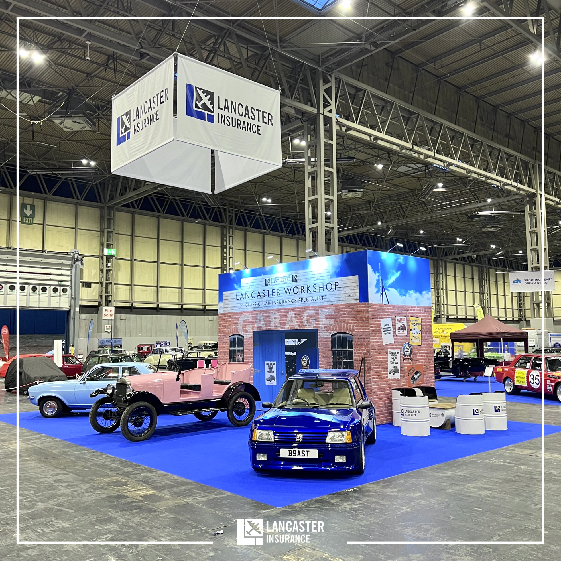 Road Show Nili Car ke sath