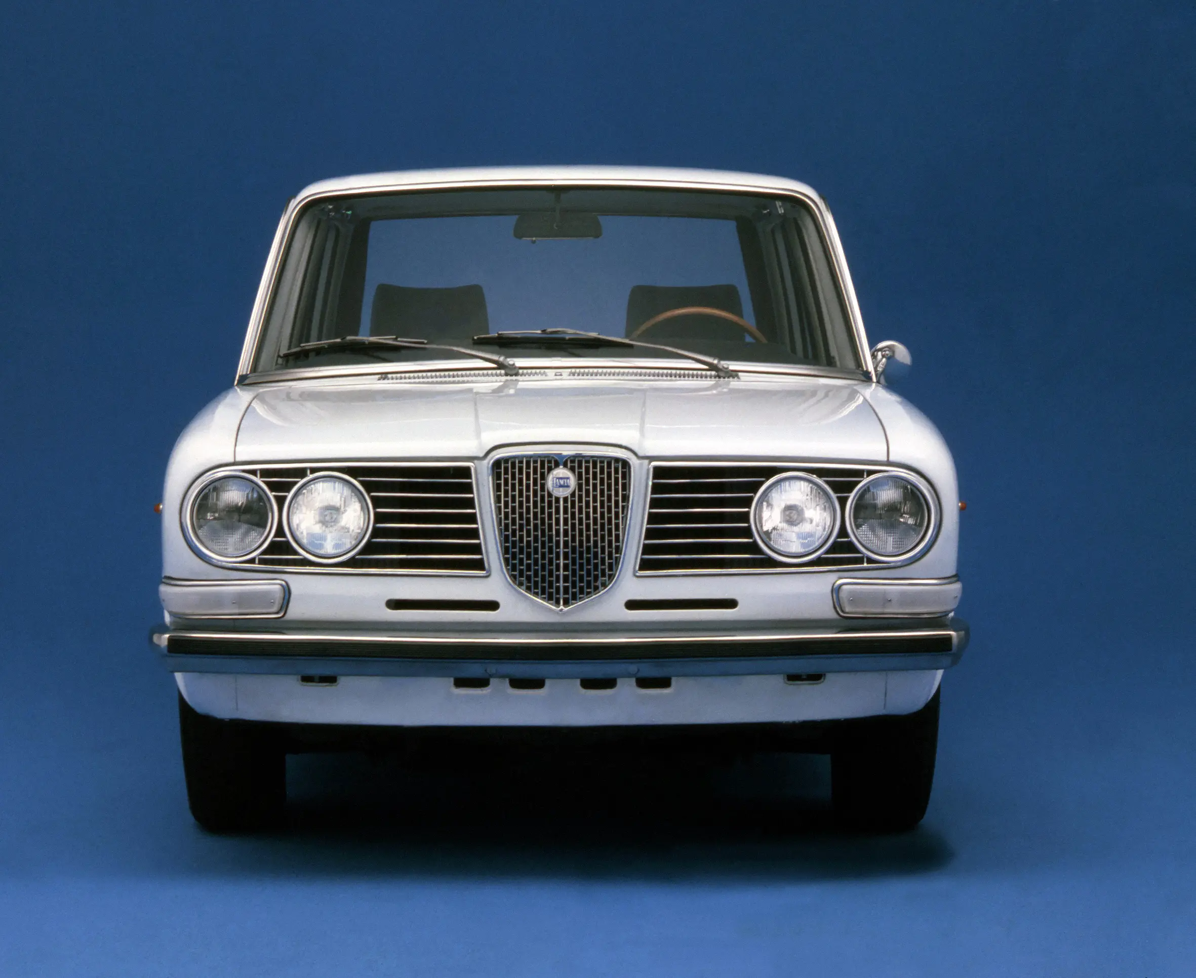 Lancia 2000