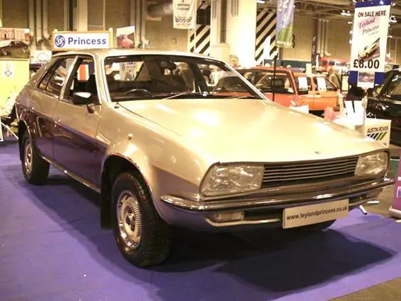 Leyland Princess 100