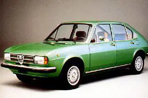 Std _82_alfa _romeo _alfasud