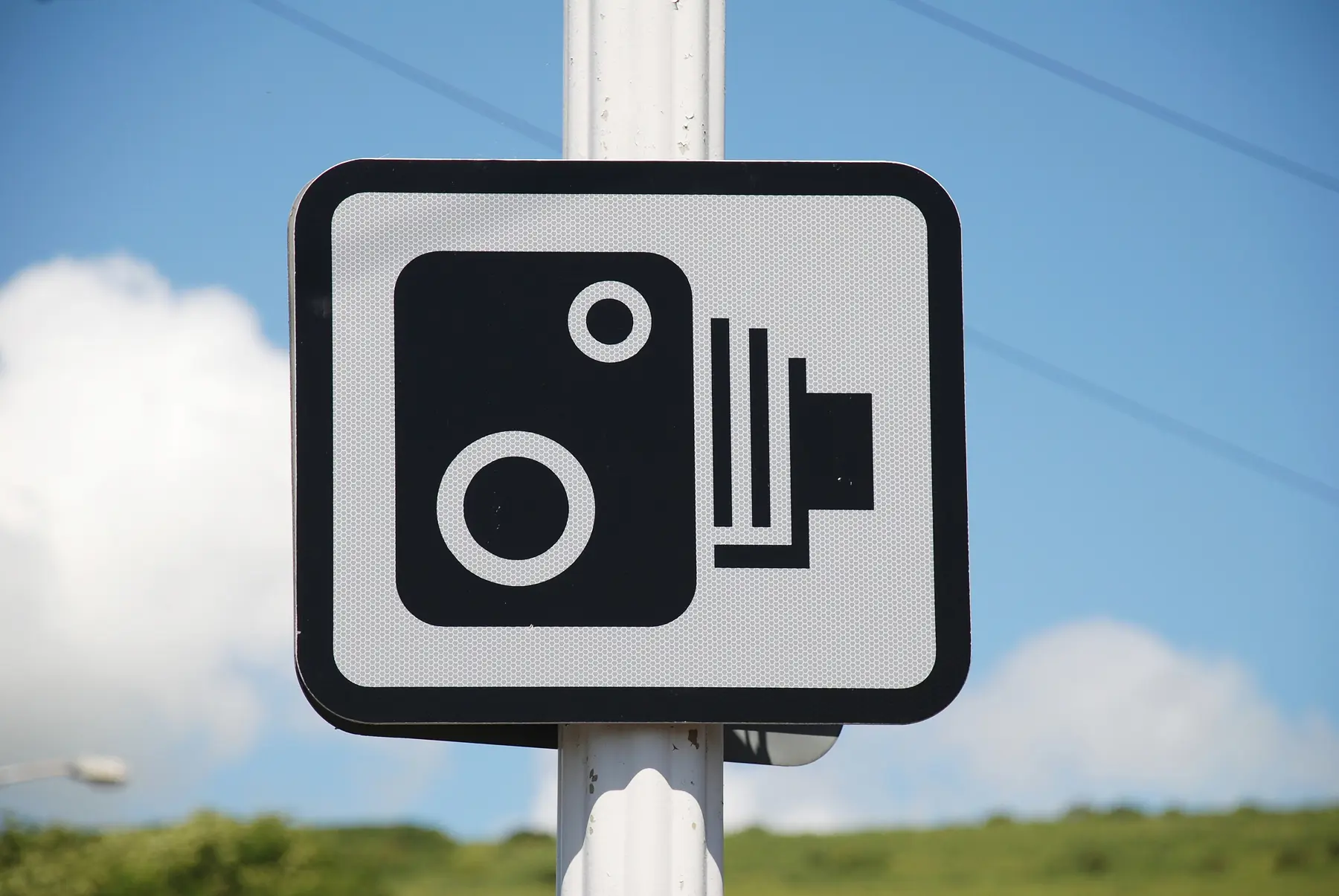 A sign indicating a speed camera