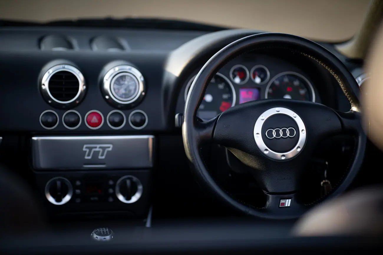 Interior TT