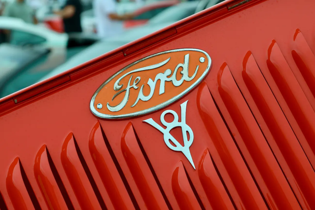 Ford V8