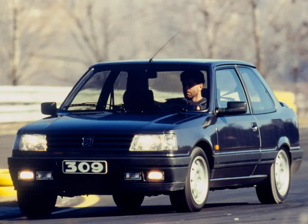 Peugeot 309